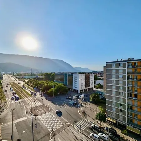 Excellent T2 - Superbe Vue Et Proche Rocade Appartement