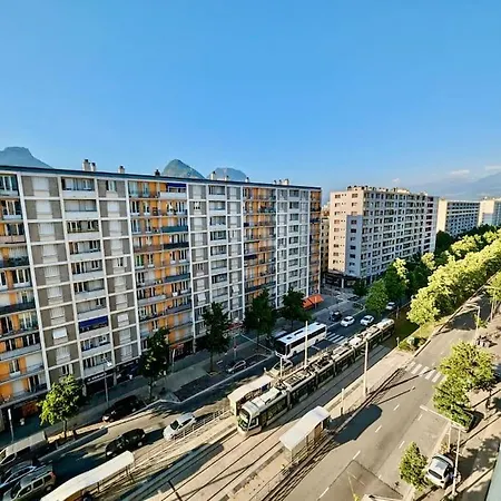 Appartement Excellent T2 - Superbe Vue Et Proche Rocade Grenoble